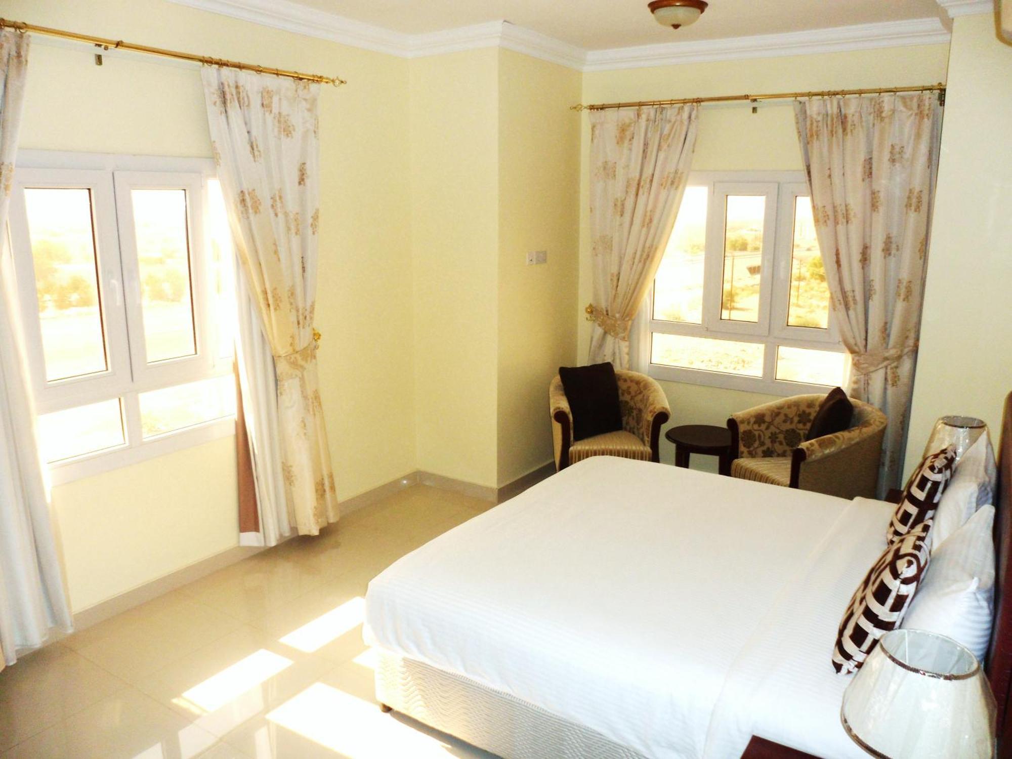 Nizwa Hotel Apartments Екстериор снимка