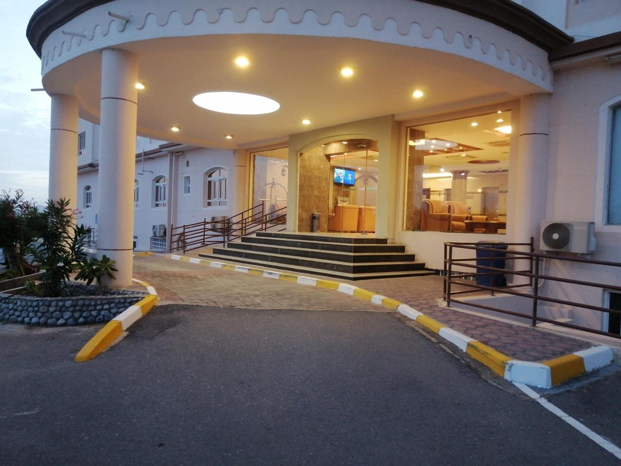 Nizwa Hotel Apartments Екстериор снимка